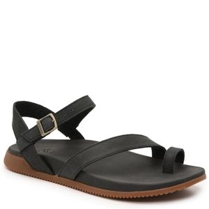 Chaco tulip sandals